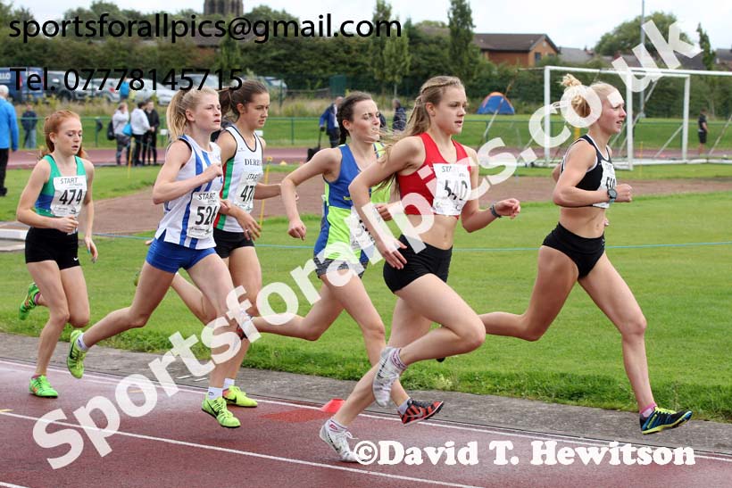Womens under-17s 1500 metres, Northern Under-17s/U-15s and U13s Champs, Leigh Sports Village, Leigh. Photo: David T. Hewitson/Sports for All Pics